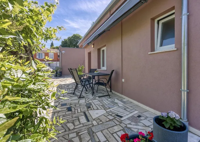 Διαμέρισμα Casa Marti With Terrace & Garden *